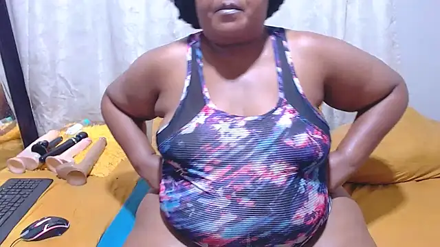 maturebootybabe4uxx - MatureBootyBabe4Uxx's free webcam - UK Sex Cams