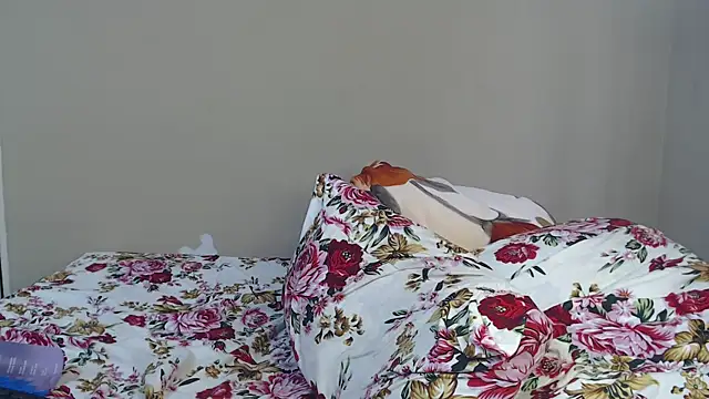 YummyMelanin117 webcam