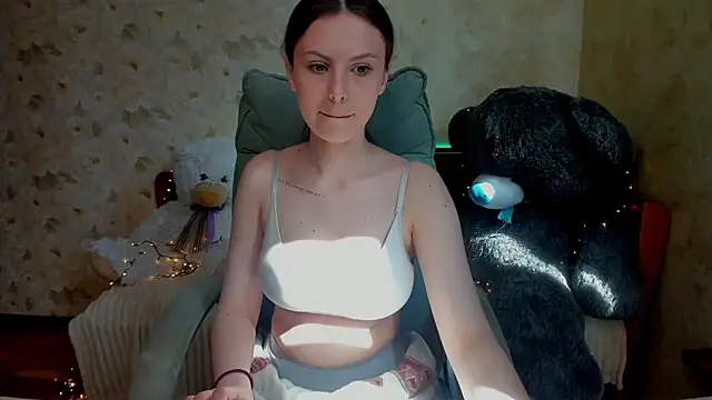 loratempt - LoraTempt's free webcam - UK Sex Cams