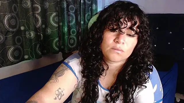 ANGELIQUE_KLANE webcam