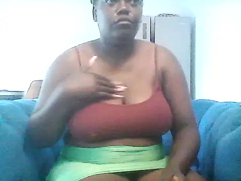 Thickdarkbby webcam