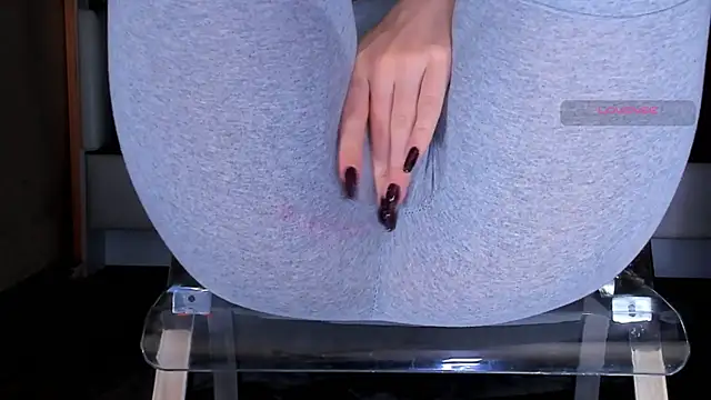 Cameltoe_squirt_inPants webcam