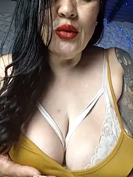 kittyhotass1 - Live Cam