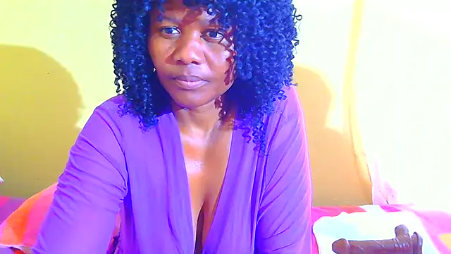 Augustine-Blooomxx webcam