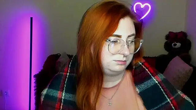 Alicia_love00 webcam