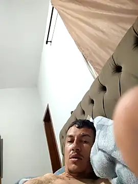 jhomgostosomg live sex cam