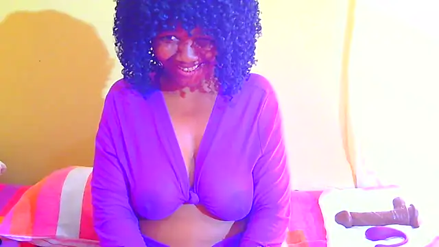 Augustine-Blooomxx webcam