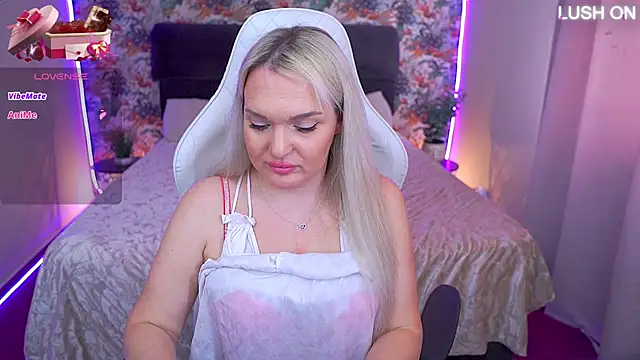 MissyMartinez webcam