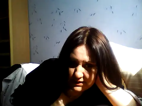 LockyCharm111 webcam