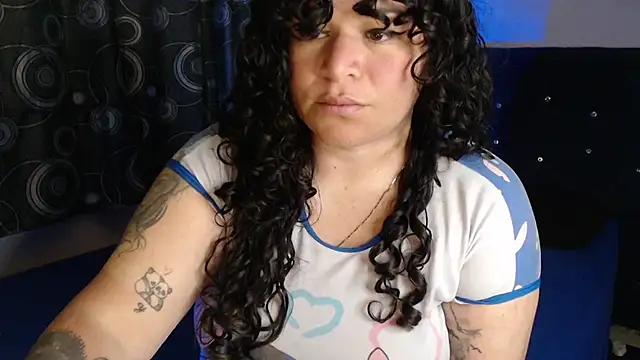 ANGELIQUE_KLANE webcam