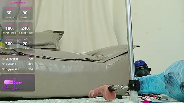 fox-yiyi Stripchat cam model