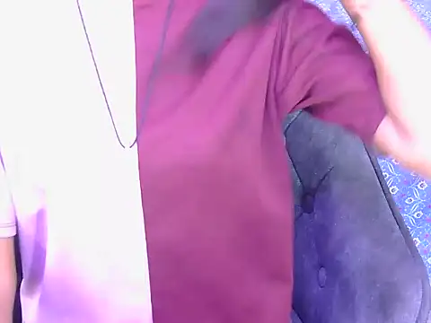 yours-isha - Live Cam