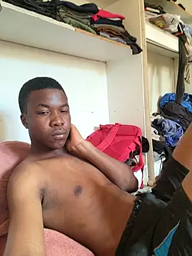 sweetdickboy2 webcam