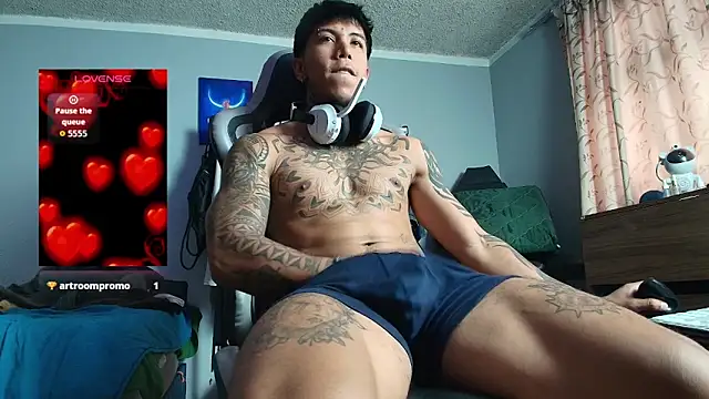 nickhot0609 (M young) - edge until cum