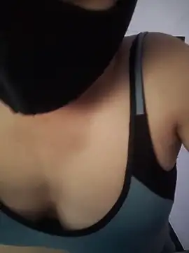 TamilAparna78 webcam