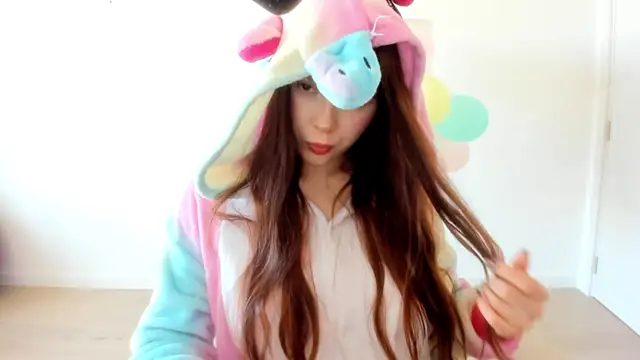 stacyluxxe - Stacyluxxe's free webcam - UK Sex Cams