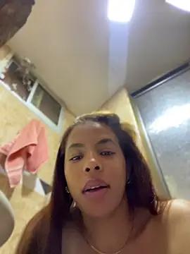 Webcam Model (_AryCoral555)  is live.Free join now!