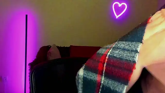 Alicia_love00 webcam