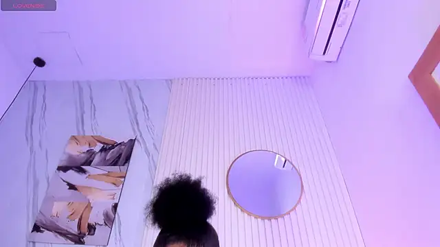 Afro_Luna webcam