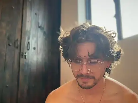 mcklister_kinky_feets webcam