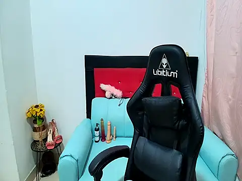 Emma_latinasexy18 webcam