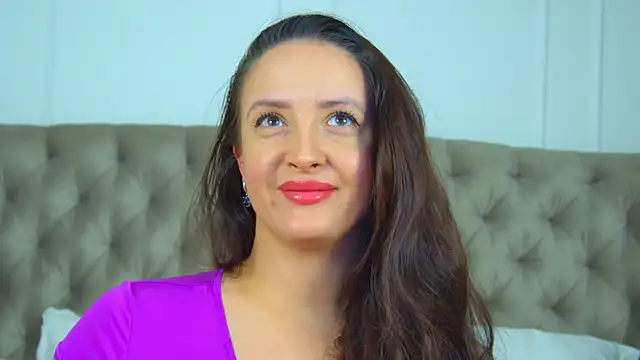 ElinaBellucci webcam