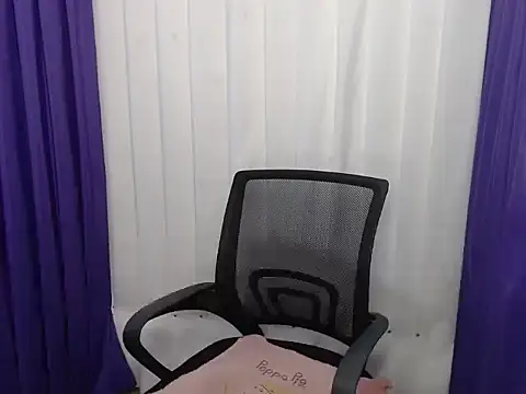 Lovely_apple19 webcam