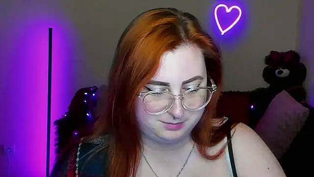 Alicia_love00 webcam