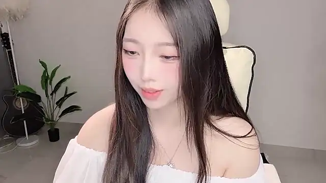 美女Yukiy8877在线直播