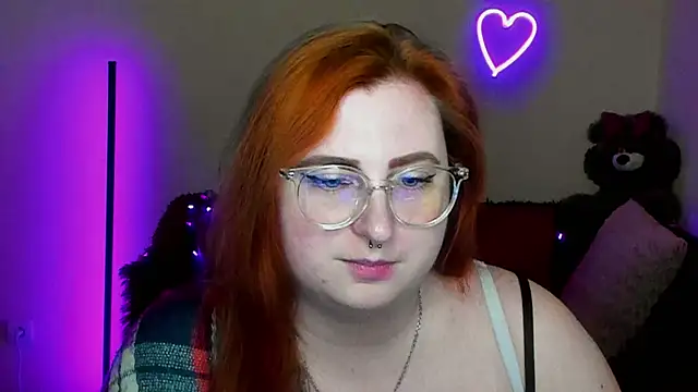 Alicia_love00 webcam