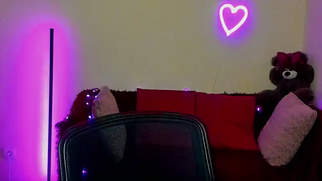 Alicia_love00 webcam