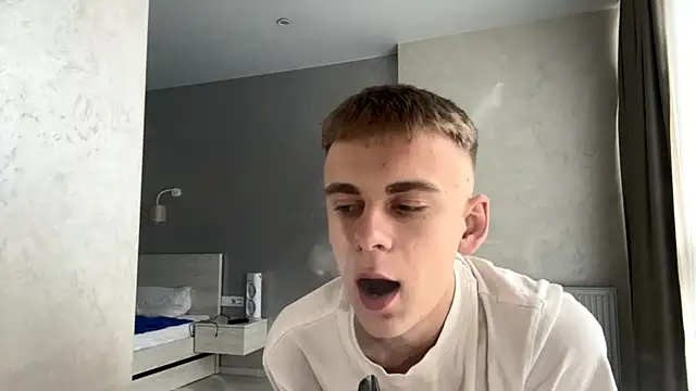 solofury (M twink) - Buy car