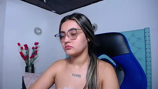 kathe-mills235 webcam