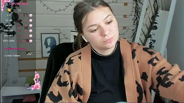 Josephine_Kiss webcam