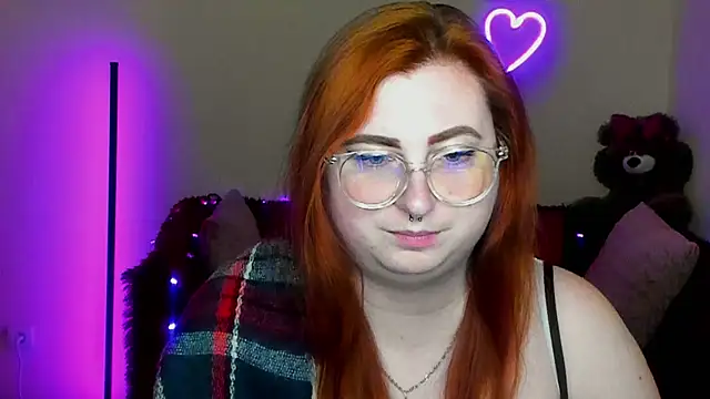 Alicia_love00 webcam