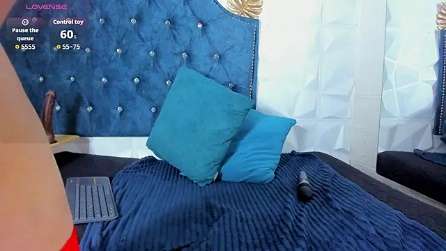 _mia_milf_ - _mia_milf_'s free webcam - UK Sex Cams