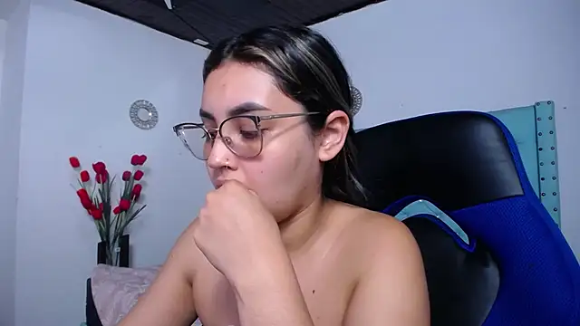 kathe-mills235 live sex cam