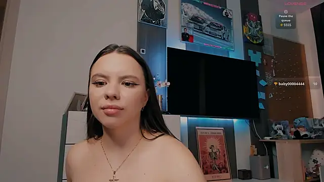 Chloe_loo webcam