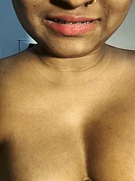 DIRTYSECRET_QUEEN_07 webcam