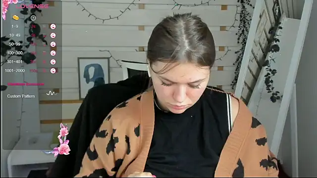 Josephine_Kiss webcam