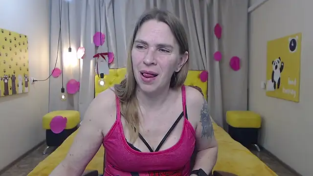 tessadaybreak - TessaDaybreak's free webcam - UK Sex Cams