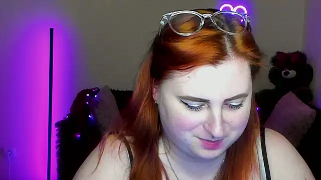 Alicia_love00 webcam