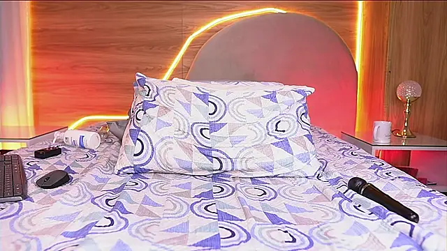 alexaa_walker webcam