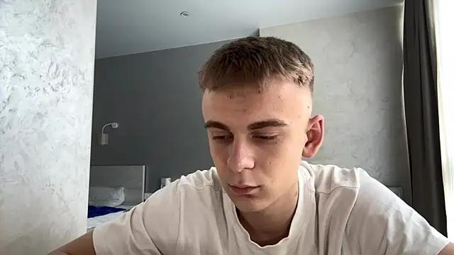 SoloFury live sex cam