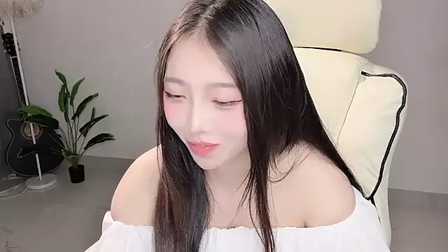 美女Yukiy8877在线直播