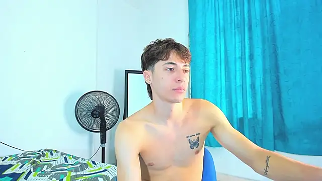 AlessandroDybala Live Webcam on Stripchat