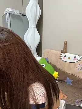 美女Mimiluv1234在线直播