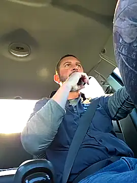 mrmechanic38 (Ask my age) - Help me stroke it