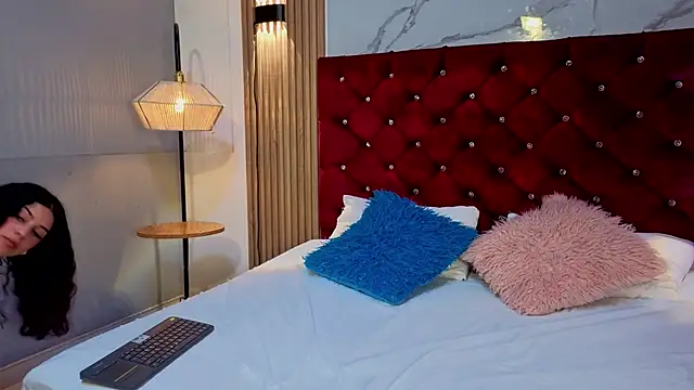 eva-lonx - Eva-Lonx's free webcam - UK Sex Cams