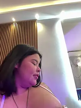 Ada_johansenn webcam